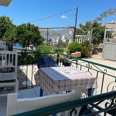 Kevi בית הארחה סרנדה